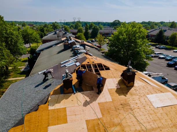 24/7 Emergency Storm Damage Roof Repair experts in Del Rey, CA